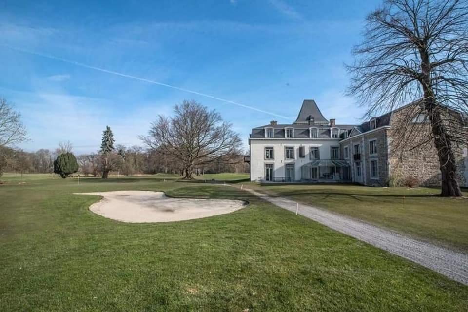 La Chambre Du Chateau De Bernalmont Liège Zewnętrze zdjęcie