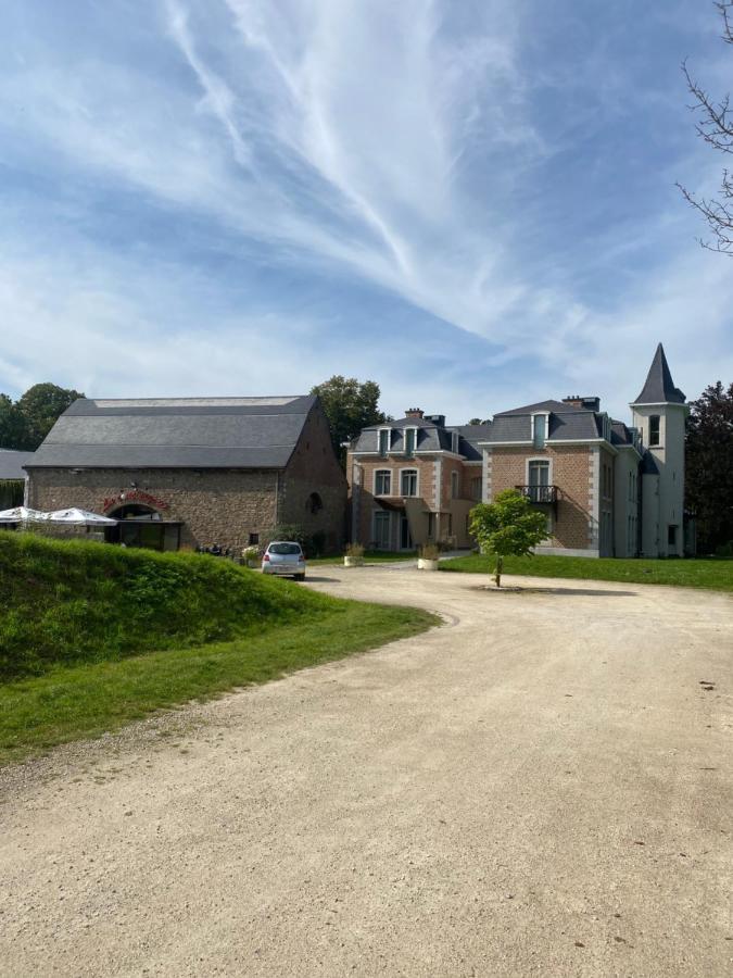 La Chambre Du Chateau De Bernalmont Liège Zewnętrze zdjęcie