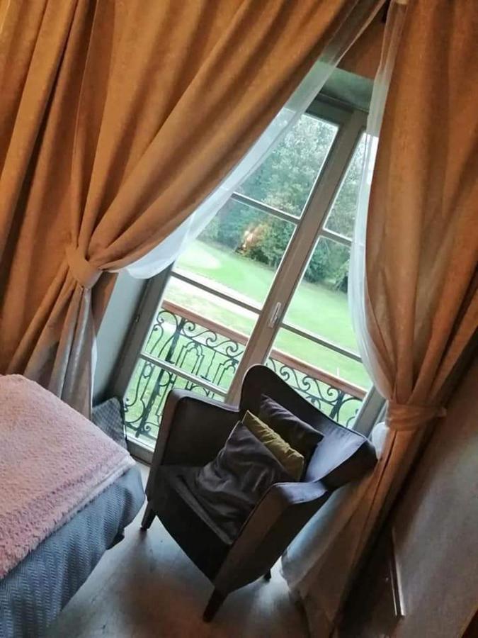 La Chambre Du Chateau De Bernalmont Liège Zewnętrze zdjęcie